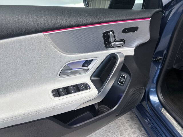 2022 Mercedes-Benz A-Class A 220 4MATIC