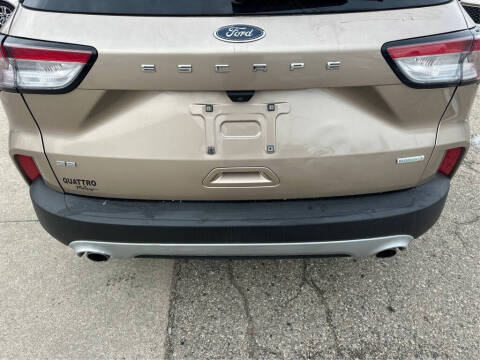 2020 Ford Escape SE