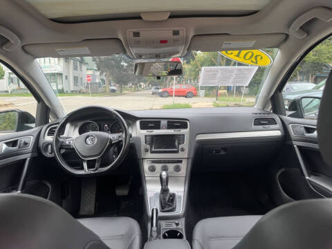 2015 Volkswagen Golf TSI S