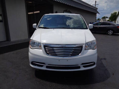 2015 Chrysler Town and Country Touring