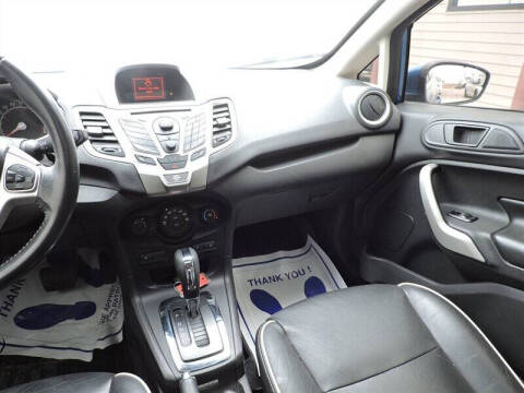 2011 Ford Fiesta SES