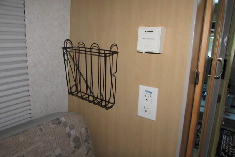 2001 Winnebago Rialta