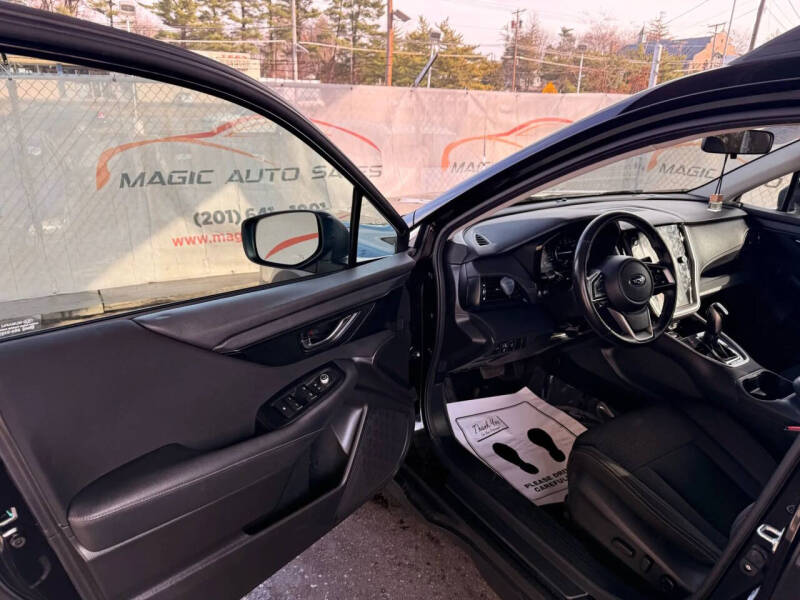 2023 Subaru Outback Premium