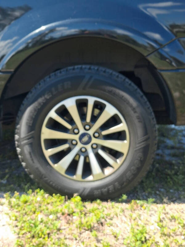 2017 Ford Expedition EL XLT