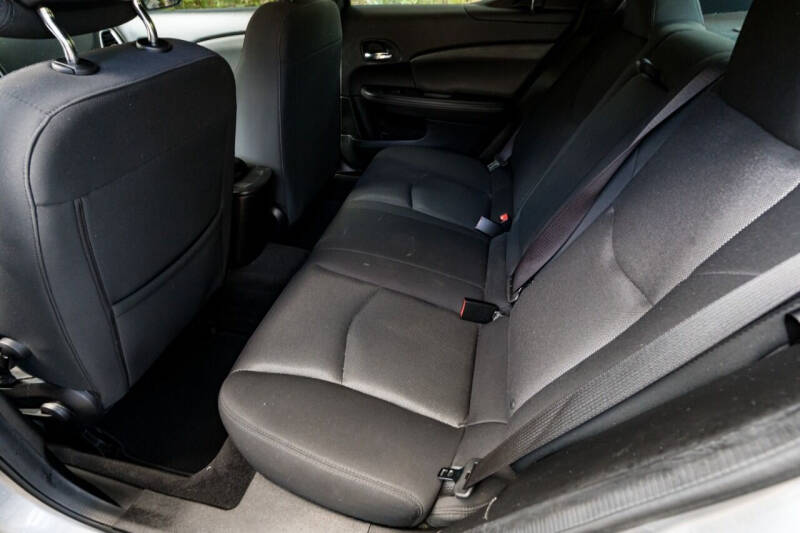 2014 Dodge Avenger SE