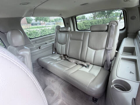 2004 GMC Yukon XL Denali