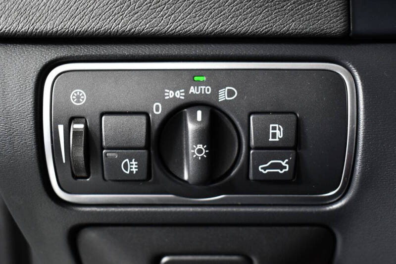 2015 Volvo V60 Cross Country T5