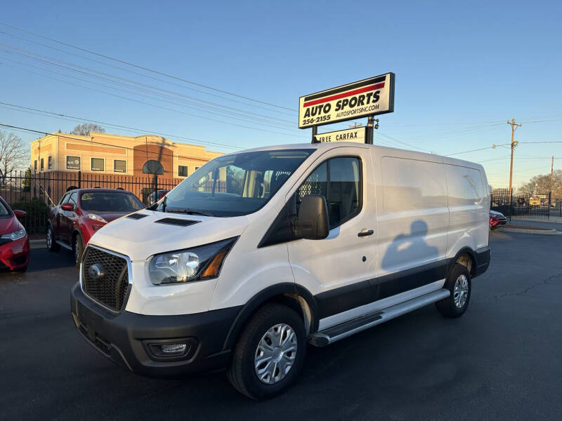 2024 Ford Transit Van Base's photo