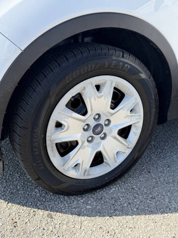2017 Ford Escape S
