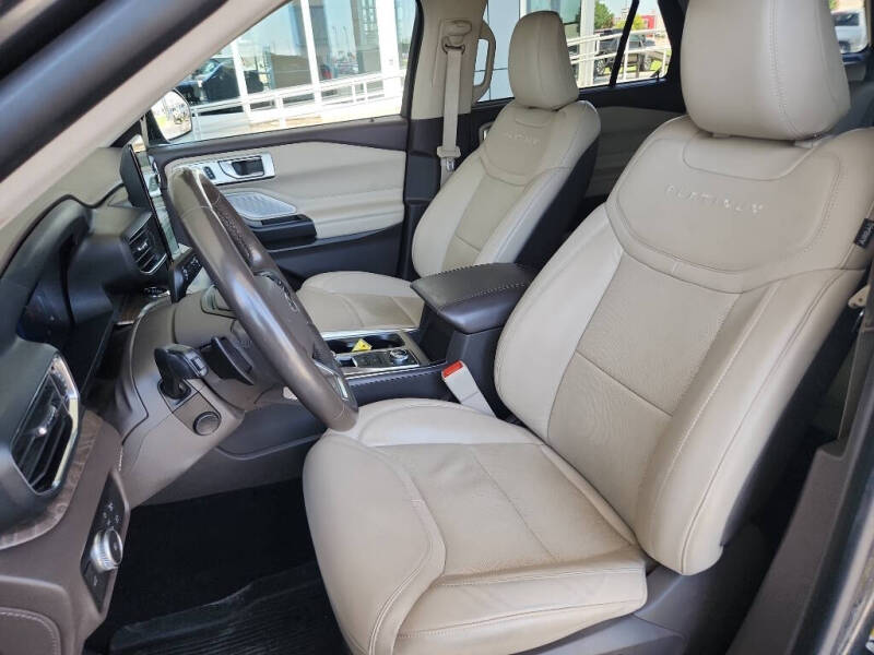 2020 Ford Explorer Platinum