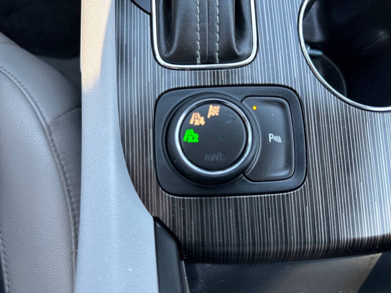 2017 GMC Acadia SLT-1