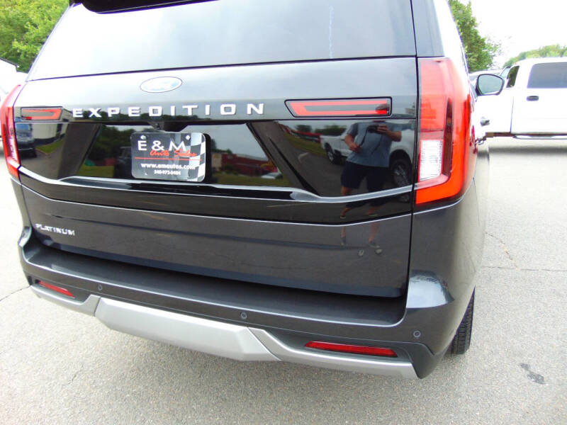 2025 Ford Expedition Platinum