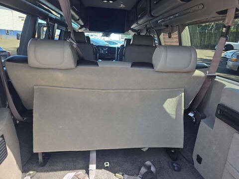 2016 GMC Savana 2500
