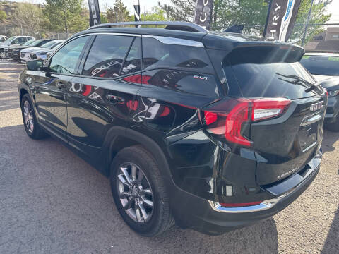 2024 GMC Terrain SLT