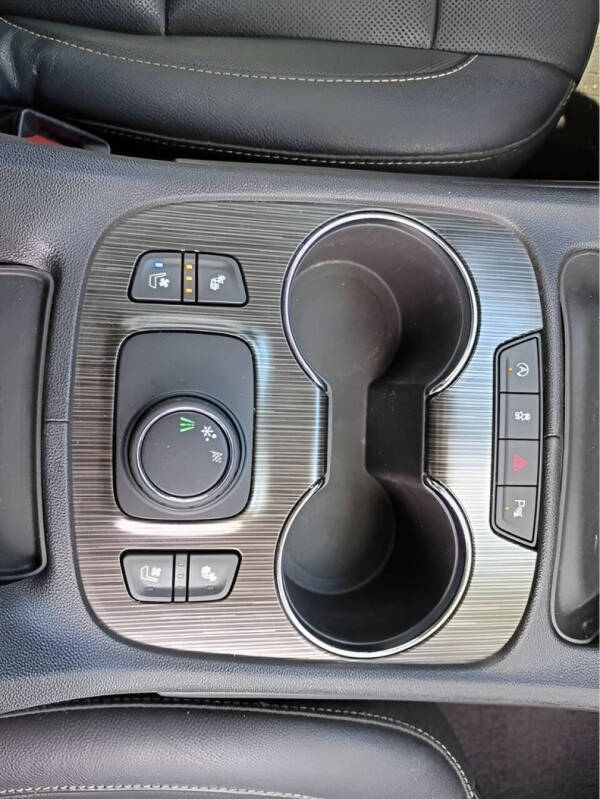 2020 GMC Acadia SLT