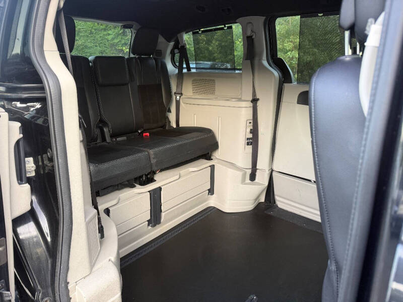 2017 Dodge Grand Caravan SE