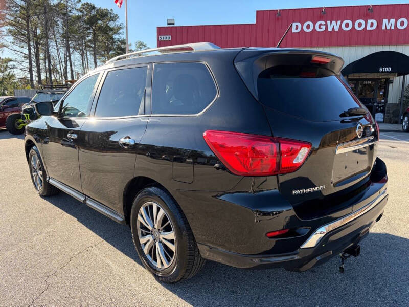 2018 Nissan Pathfinder SL