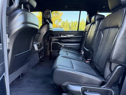 2022 Jeep Wagoneer Series II