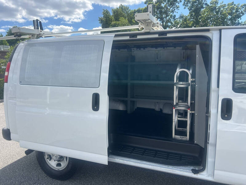 2017 Chevrolet Express 2500