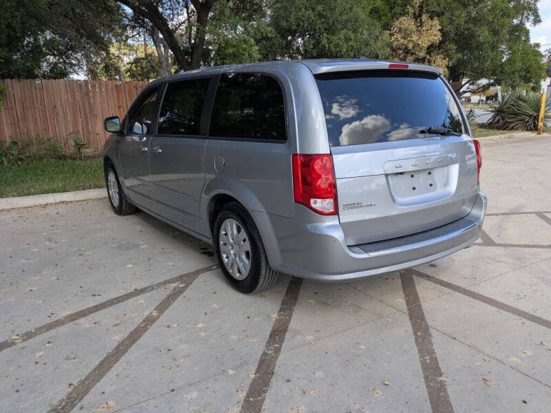 2017 Dodge Grand Caravan SE