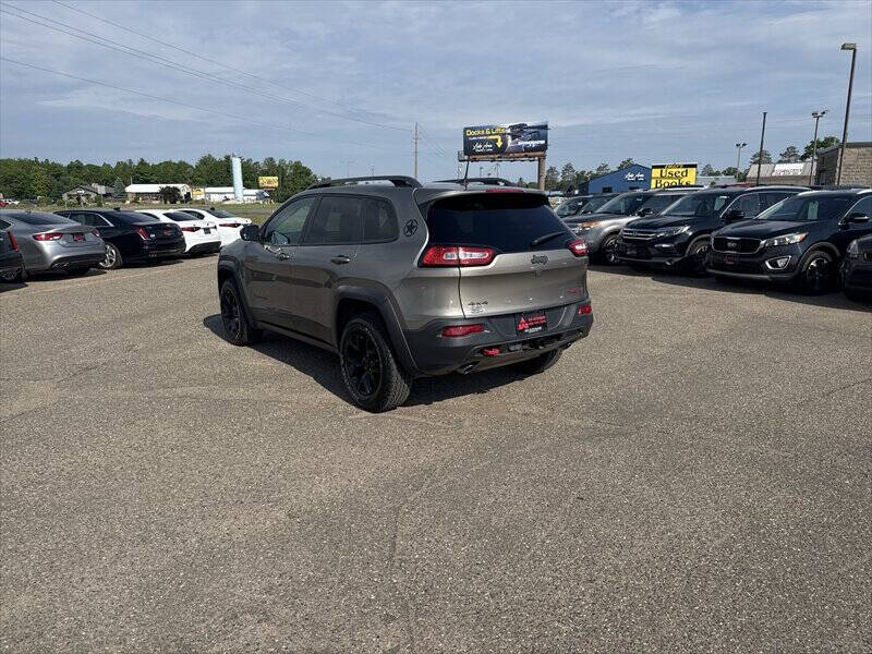 2017 Jeep Cherokee Trailhawk