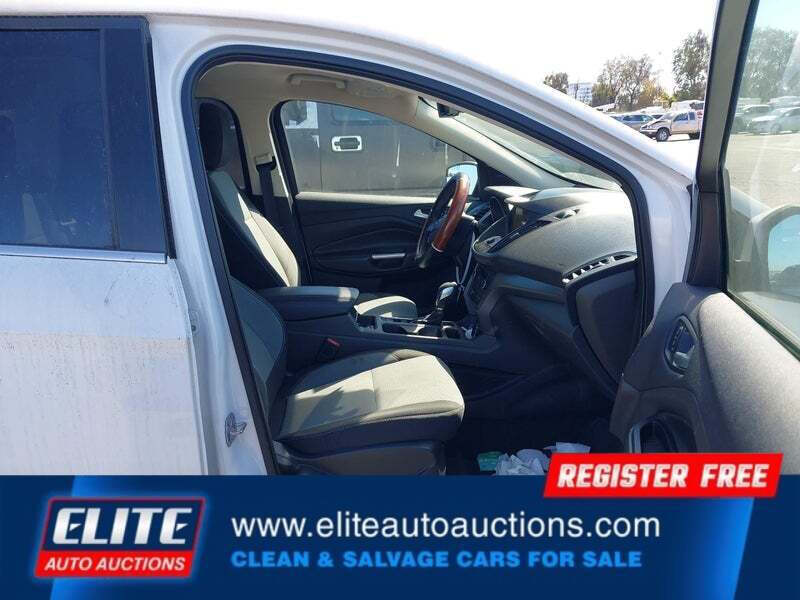 2019 Ford Escape SE