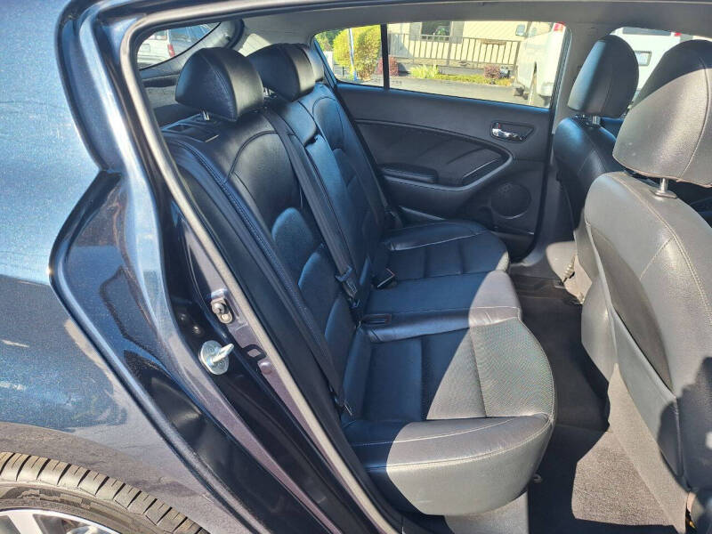 2017 Kia Forte5 EX