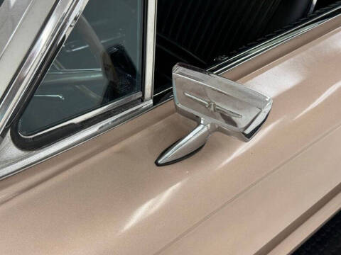 1966 Ford Thunderbird