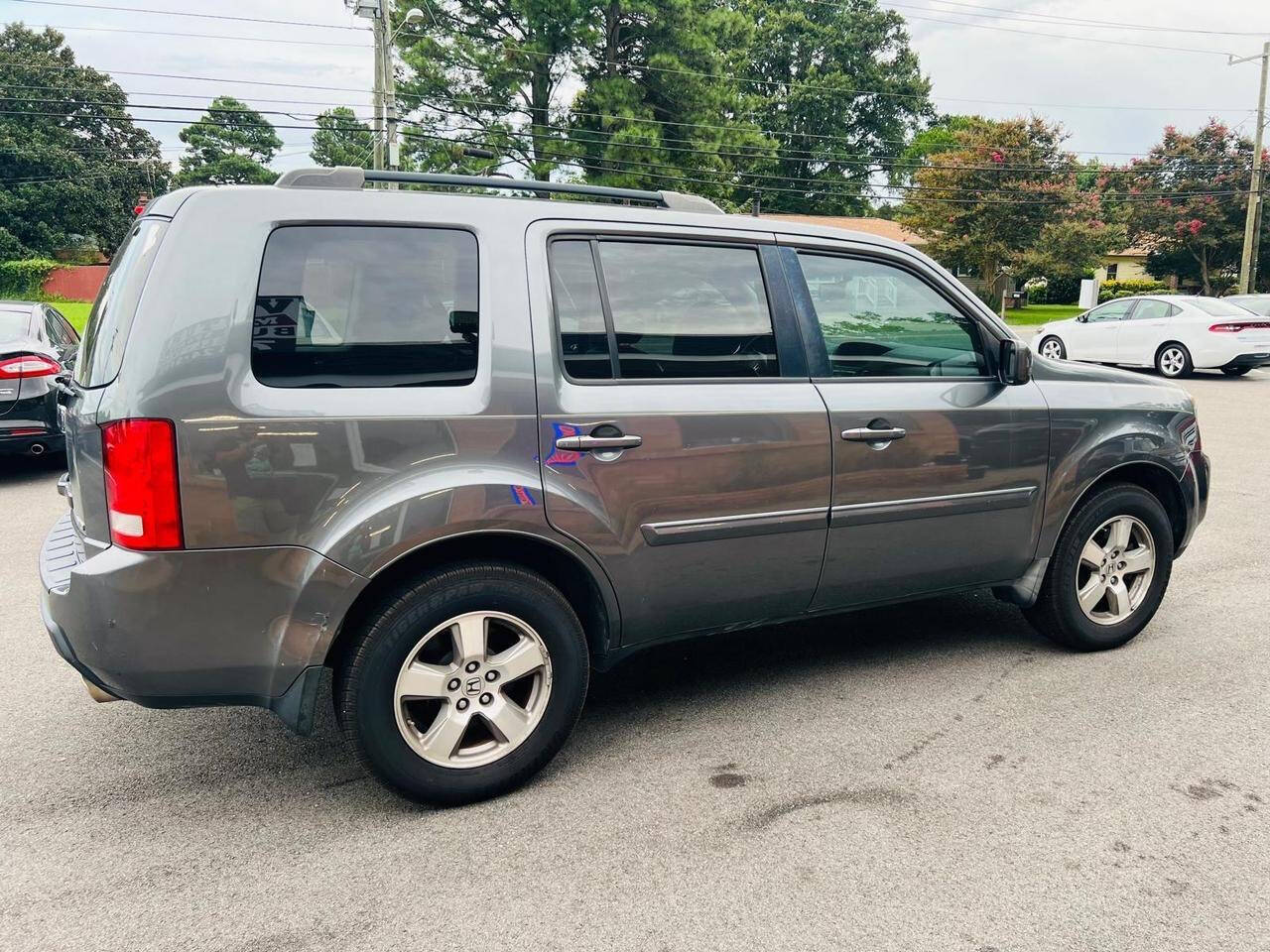 2010 Honda Pilot for sale at CAR FARMER & SALES in Chesapeake, VA