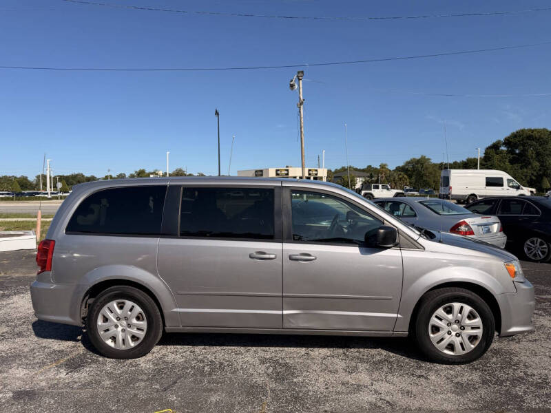 2015 Dodge Grand Caravan SE
