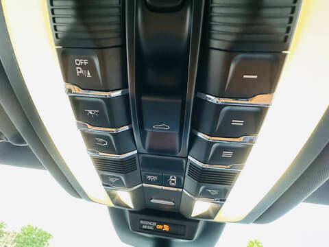2017 Porsche Macan S