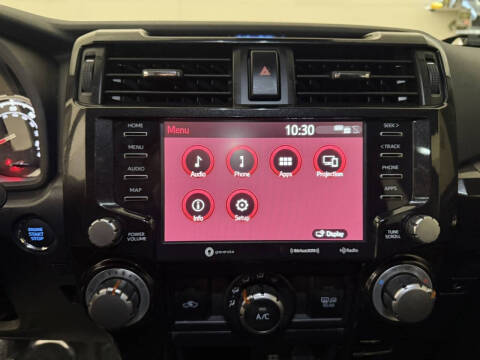 2022 Toyota 4Runner TRD Off-Road