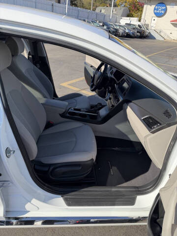 2017 Hyundai Sonata Sport