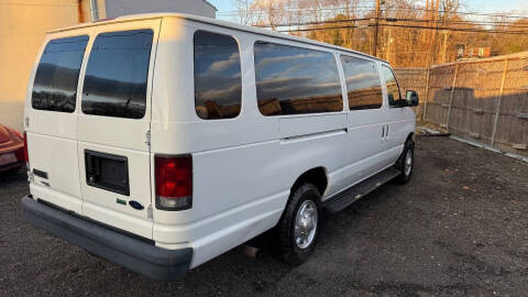 2011 Ford E-Series E-350 SD XL