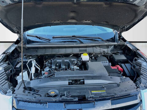 2024 Nissan Pathfinder S