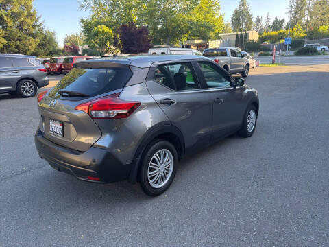 2020 Nissan Kicks S