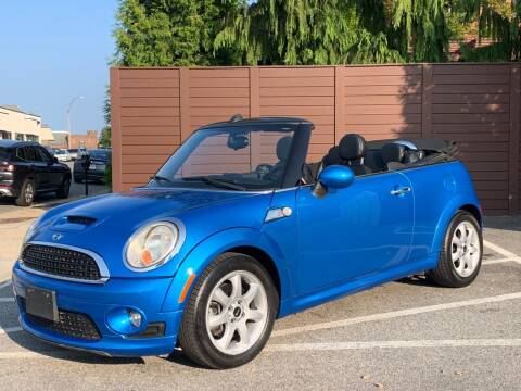 2010 MINI Cooper for sale at KG MOTORS in West Newton MA