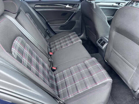 2016 Volkswagen Golf GTI