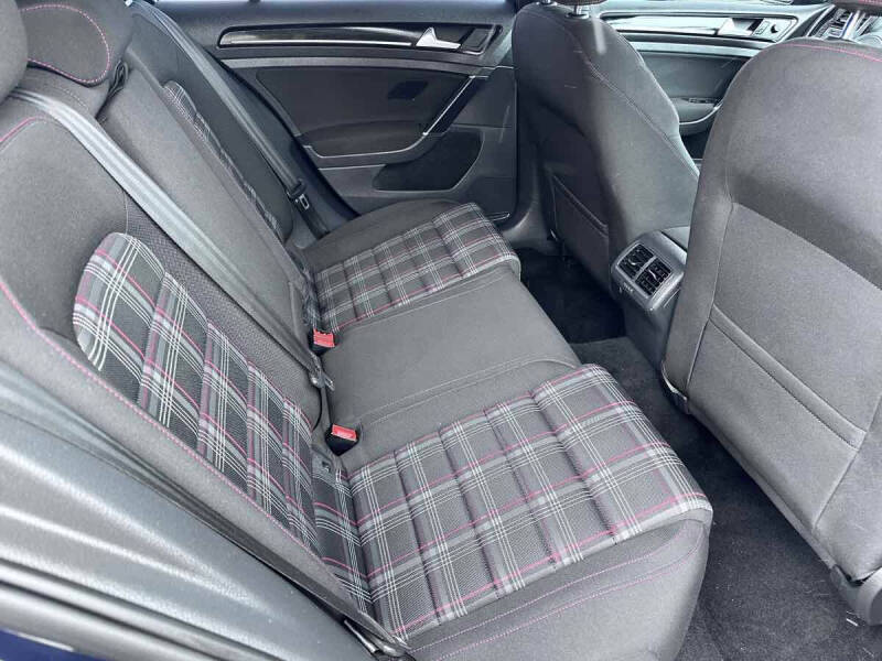 2016 Volkswagen Golf GTI