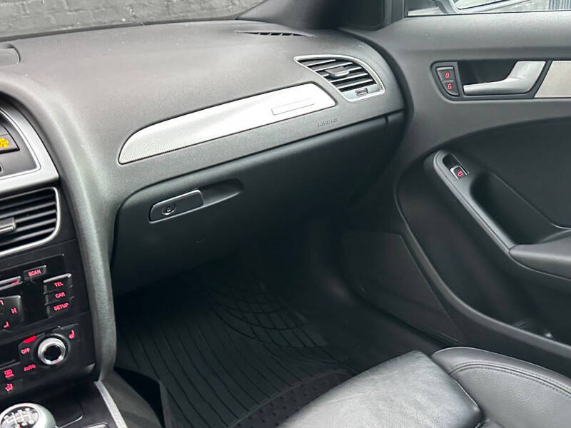 2016 Audi A4 2.0T quattro Premium Plus