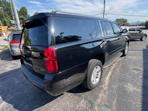 2017 Chevrolet Suburban LT