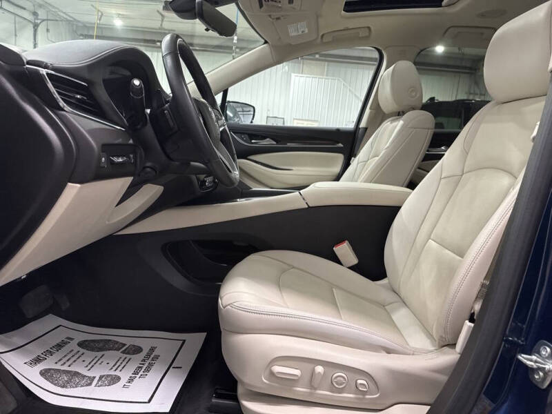 2023 Buick Enclave Premium