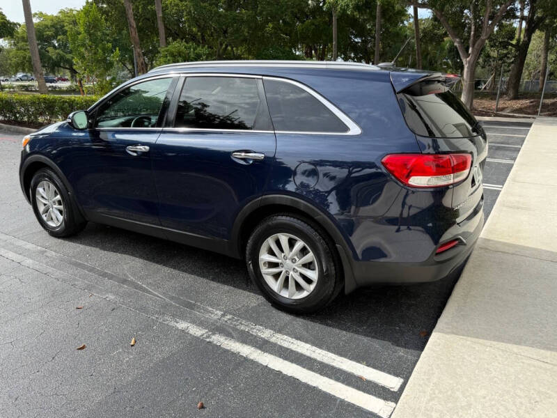 2016 Kia Sorento L