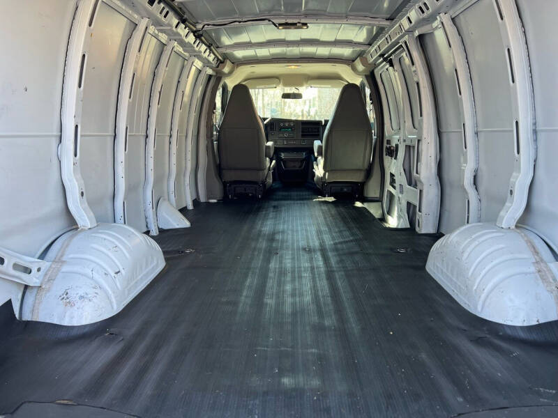 2020 Chevrolet Express 2500