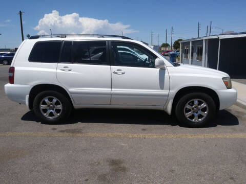 2004 Toyota Highlander for sale at Car Spot in Las Vegas NV