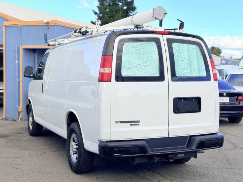 2013 Chevrolet Express 2500