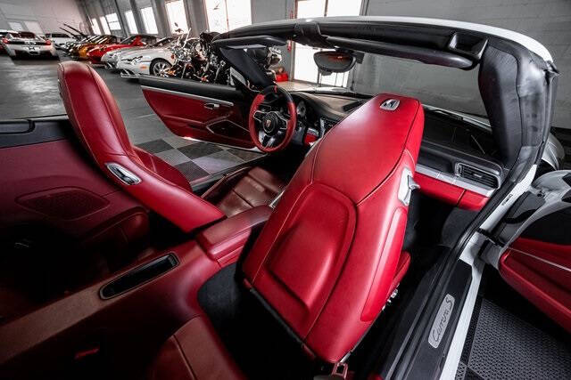 2017 Porsche 911 Carrera S