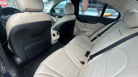 2015 Mercedes-Benz C-Class C 300