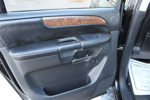 2013 Nissan Armada Platinum