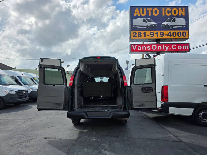 2011 Chevrolet Express LS 3500
